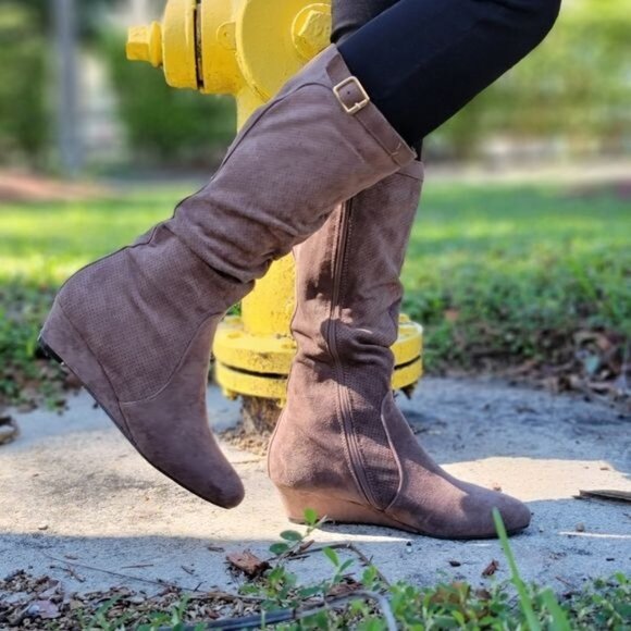 Shoes - Women's Taupe Wrinkle Finish Calf Length Pull On Boots Rounded Toe